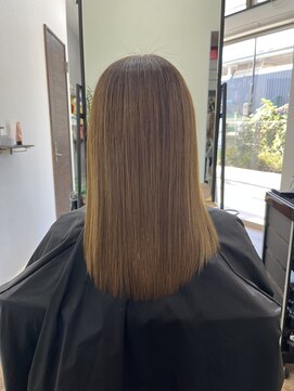 シェルバレイ(Shell Valley) ハイトーン艶髪ロング