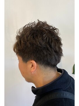 イルミチーノ(il micino) ツーブロックonクリープパーマ