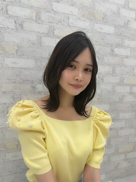 オーロ 西宮店(ORO) ミディアム 外ハネ オリーブブラウン