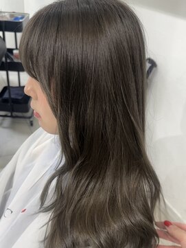 メゾンアクア 表参道(Maison ACQUA) ☆ブリーチなしダブルカラー オリーブ オリーブベージュ ボブ