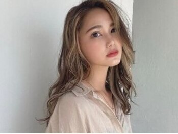 アロア 府中店(Aloa)の写真/繊細な変化もあなたの髪色を活かして上質な艶髪へ。指通りまで心地よい、理想の大人美髪を【調布/府中】