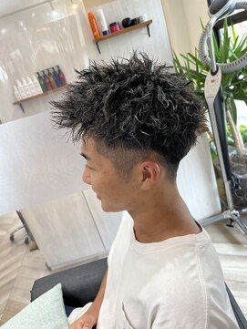 プラスイズム(PLUSISM) スパイキーツイスト