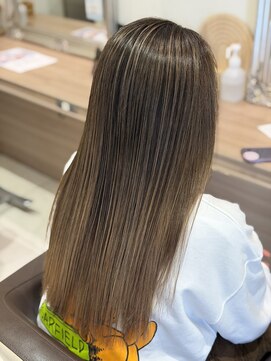 アッシュ 戸田公園店(Ash) 白髪染め卒業ハイライト