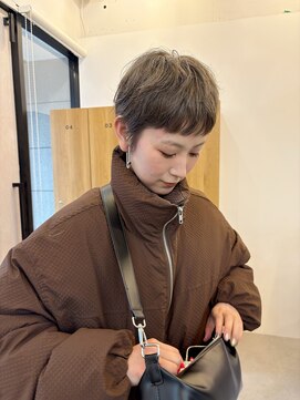 ベンジー 薬院大通店(benji) ショートカット×ピクシーショート×ハイトーン
