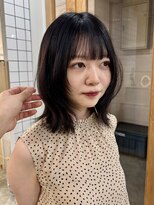 スート(suit.)&nbsp;ミディアム顔まわりレイヤー