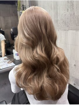 エヌアイ オモテサンドウ(ni omotesando) ミルクティーベージュ