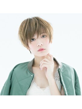 イグレックビス(igrek bis) IGREKBISジグザグバング×ブルージュ×3Ｄカラー×ミニマムボブ