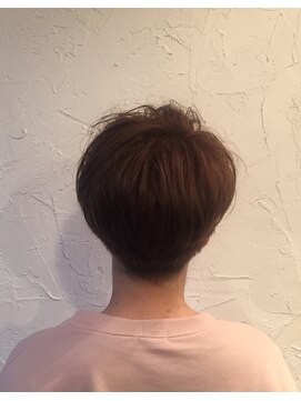 コモレビヘアワークス(komorebi hair works) Ｓhort　Ｈair