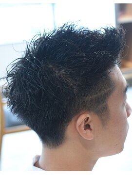 ザ オーダー(THE ORDER) ツイストスパイラルパーマ波巻きスパイラルパーマ刈り上げ