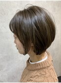 大人ショートボブ【赤荻樹】