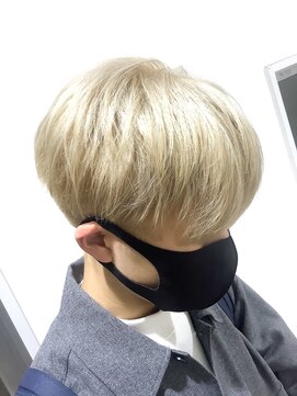 ヘアーメイク トレコローリ(hair make trecolori) 【trecolori 津田沼】メンズ/ホワイトブロンド