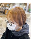 インナーカラーアンブレラカラーオレンジブラウンショートボブ