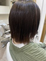 エル(EL by green)&nbsp;(akiko)ケラチントリートメント×サラサラショート