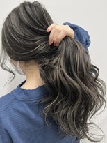 アライブ キチジョウジ(ALIVE Kichijoji)&nbsp;【ALIVE吉祥寺】ハイライトカラー白髪ぼかし／ケアブリーチ