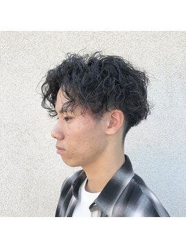 ゴットラトゥール(GOTTO LATOUR) センターパート/ツイストスパイラルパーマ/無造作/束感/パーマ