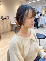 テトラ バイ ネオリーブ 横浜西口店(tetra by neolive)&nbsp;横浜★インナーカラーホワイトベージュ