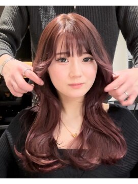 ワン バイ ジ エクト(One by The Ect) 【レイヤーロング】似合わせカットフルバング&ダークレッド
