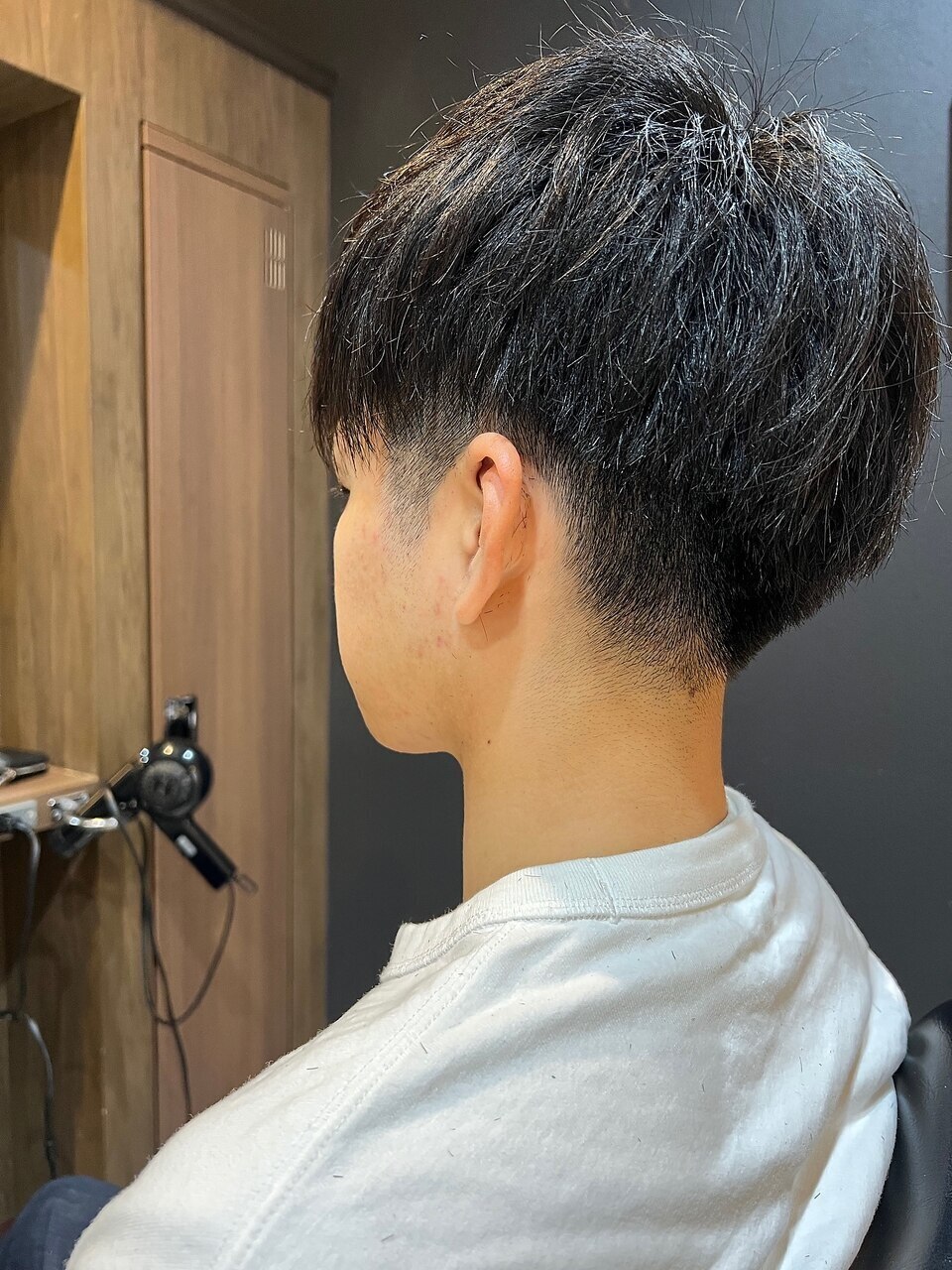 【メンズ限定】頭皮ケア◎ メンズカット+眉毛カット+炭酸シャンプー 6500円