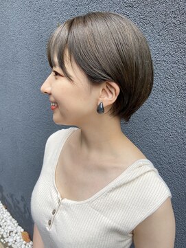 カナエ(CaNaE) コンパクトショート