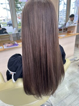 シュウ 安城店(Shu) ブラウンベージュ