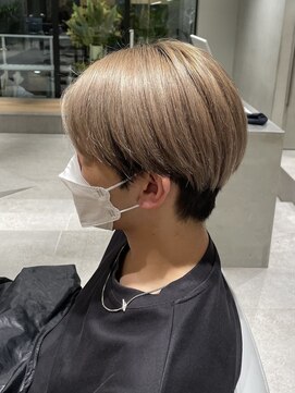 フイ 新宿3丁目(Hui) ハイトーンカラー/マッシュパーマ/アースカラー/men's/