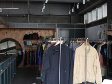ストア(STORE)の雰囲気（国内外のセレクト・古着ございます。気軽にご来店ください。）