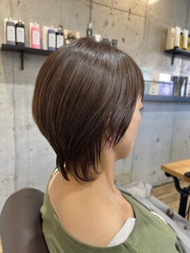セプトヘア(sept hair) ウルフカット+透け感グレイカラー
