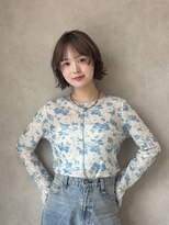 ミューバイケンジ(miu by KENJE)&nbsp;柔らかさ引き立つ◎外ハネショートボブ