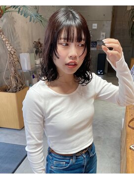 リコ(liko) 顔周りレイヤーボブ