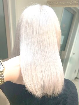 アフィナー(Afinar) 【横浜/横浜駅】透け感ホワイトベージュ