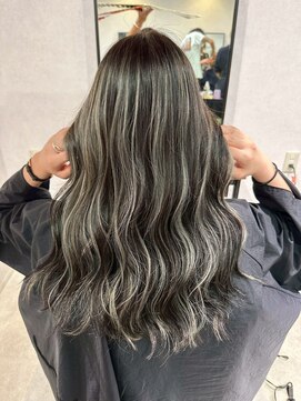 メリー オオサカ(Merly Osaka) ハイライト/似合わせカット