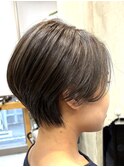 調布イルミナカラーマッシュショートミルクティーベージュカラー