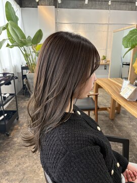 サイ(sai) 【江幡担当】オリーブベージュ