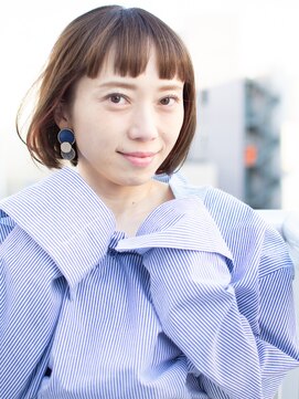 ノイン(noine) シンプルの中でこそ映える色と柄。エッジショート