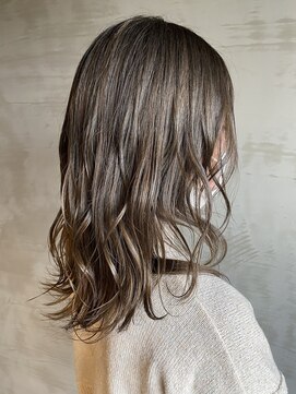 アトリエ ジェイディ(AtelierJ.D.) ブリーチカラー