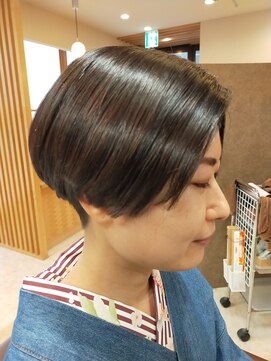 ヘアサロンアンドヘアメイクディー(hair salon hair make D) 仙台D 刈り上げツーブロック×グラデーションボブ×ユニセックス