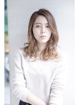 アフロディーテ 銀座(APHRODITE GINZA) 前髪/こなれミディ/ウェーブパーマ/アンブレラカラー/銀座