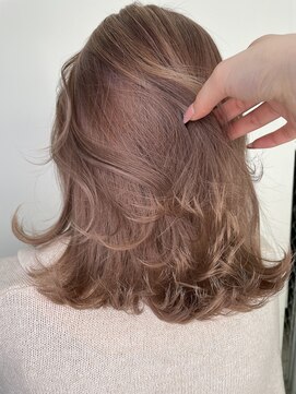 ビューティ スタジオ モッズ トウキョウ(beauty studio M.O.D TOKYO) ピンクベージュスタイル