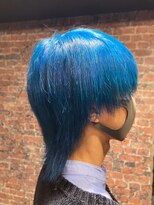 エデン(EDEN)&nbsp;ターコイズブルー/ウルフカット/マッシュウルフ/原色系カラー