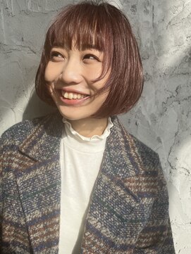 スニップス ダズ(SNIPS DOES) ショートボブ/顔周りレイヤー