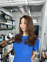 アット(at...)&nbsp;レイヤーカット.ロング.ミディアム.30代.40代.50代.