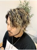 メンズツイストスパイラルパーマ×メッシュハイライト/ウルフ
