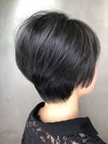 ルッソ チアロ(Lusso chiaro)&nbsp;トップがふんわり大人ショート/アッシュブラック