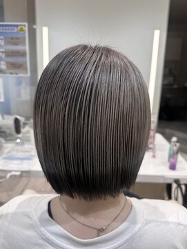 ケンジ 平塚 アネッタ(KENJE annetta) ★エンドカラー×シルバーグレー