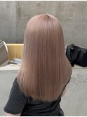 ピンクベージュ
