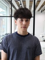 ホワイト(WHITE)&nbsp;ルーズマッシュ　シャドウパーマ　ニュアンスシャドウパーマ
