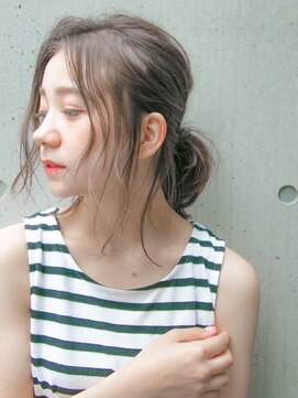 リリアン 青山(relian) 結んでも可愛いミディアムスタイル