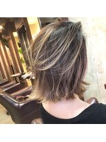 キー(kｅｙ)&nbsp;バレイヤージュアッシュベージュ