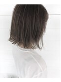 切りっぱなしミディアム クールアッシュ