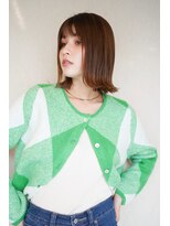 切りっぱなしボブ×ナチュラルベージュ